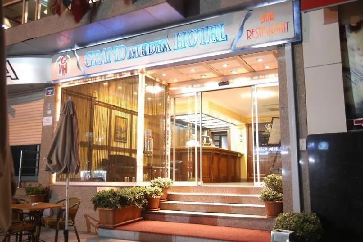 Grand Medya Hotel İstanbul 4*,