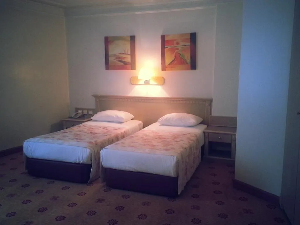 ****  Grand Medya Hotel İstanbul Türkiye